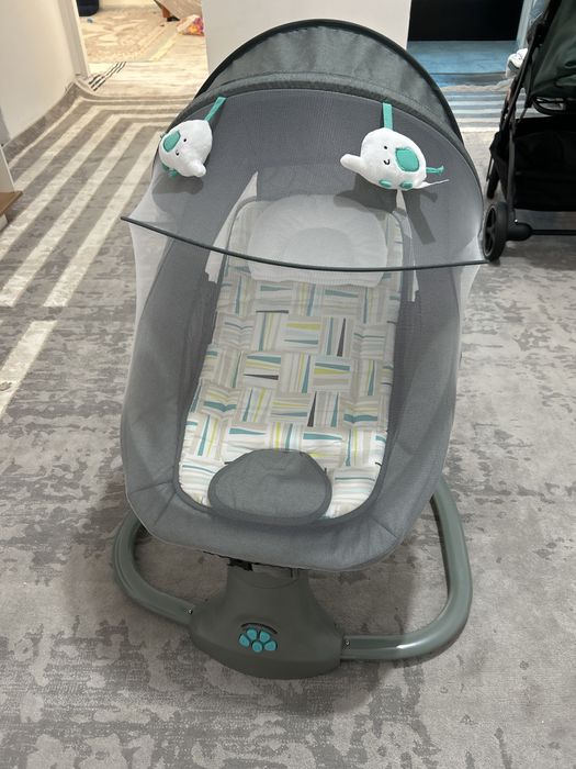 Шезлонг детский новый