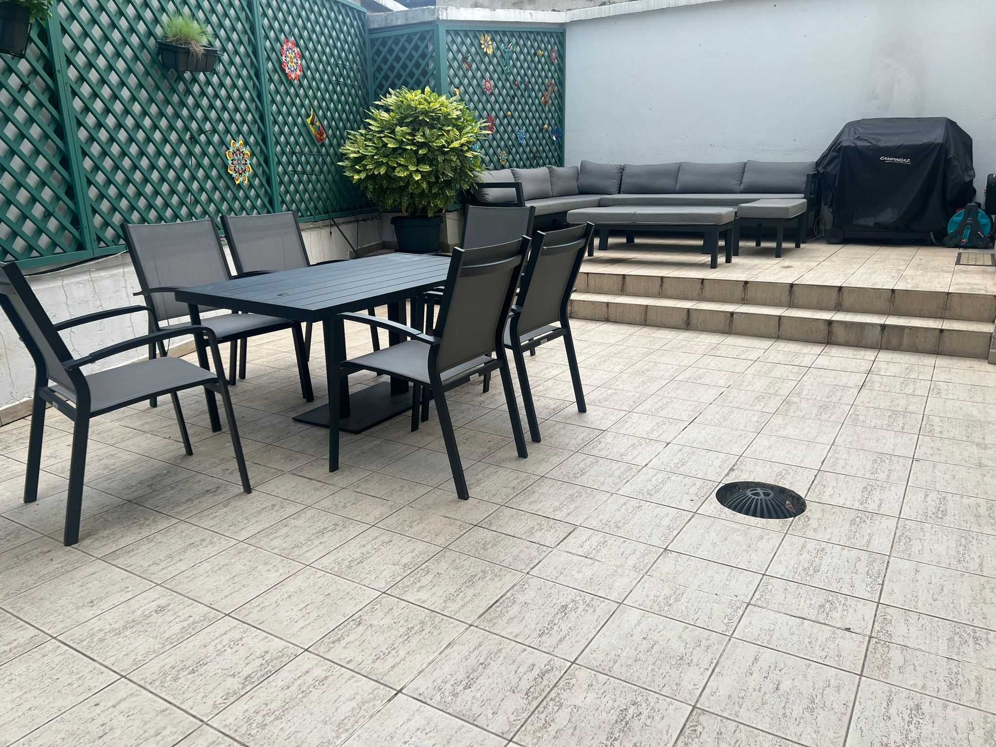 Set exterior Mobexpert masă Bondi + 4 scaune Basic, stil minimalist