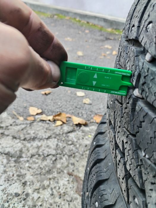 4 Anvelope de iarnă 225 65 R17