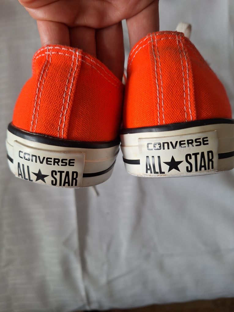 Converse marimea 39 neon