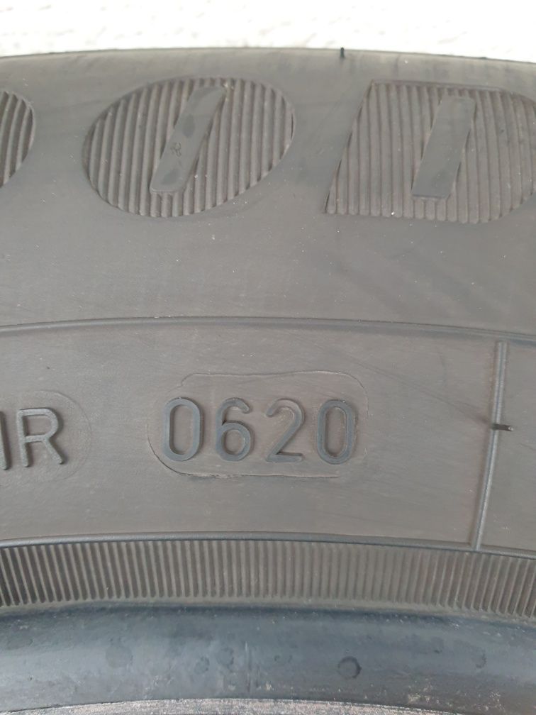 Летни гуми 4 броя GOODYEAR Efficient Grip 205 60 R16 дот 0620