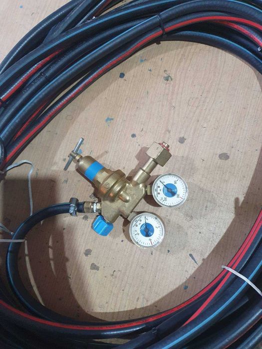 Продавам резак Харис