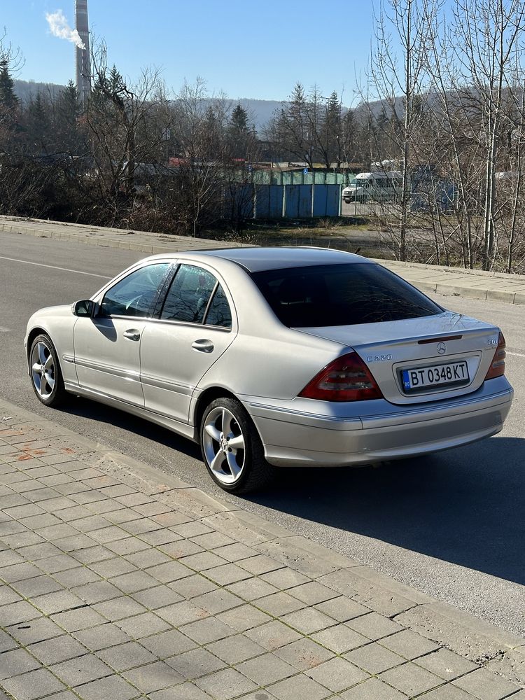 Mercedes Benz C220 W203 ITALY NAVI Automatic подгрев кожа