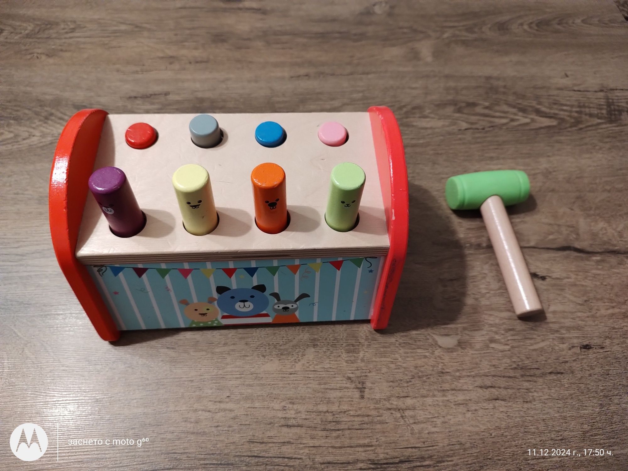 Дървена играчка с чукче ( коледна играчка)