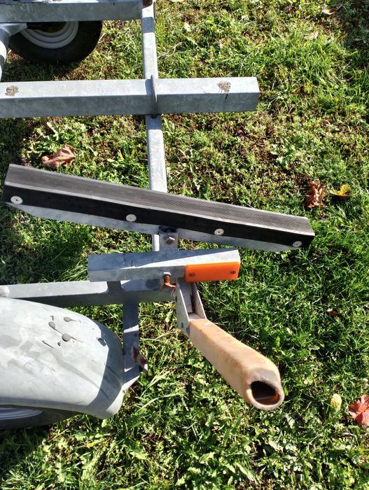 Колесар лодка джет