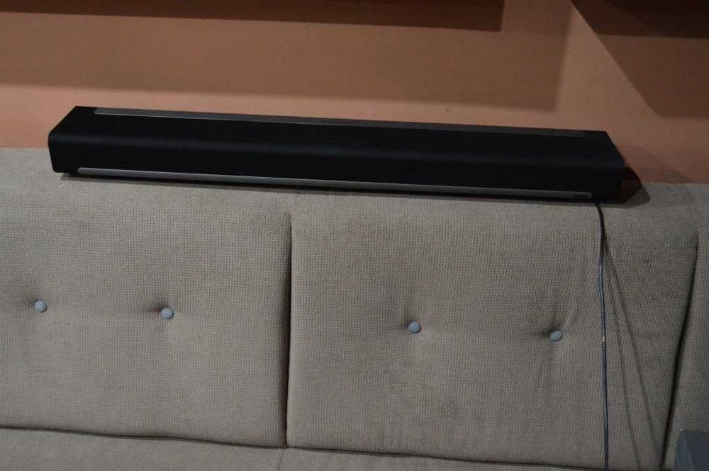 Soundbar SONOS Playbar cu internet radio prin aplicatie