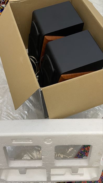 F&D R60BT 120w мощный, очень громкий