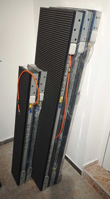 Водоустойчива светеща пълноцветна LED Рекламна табела WiFi