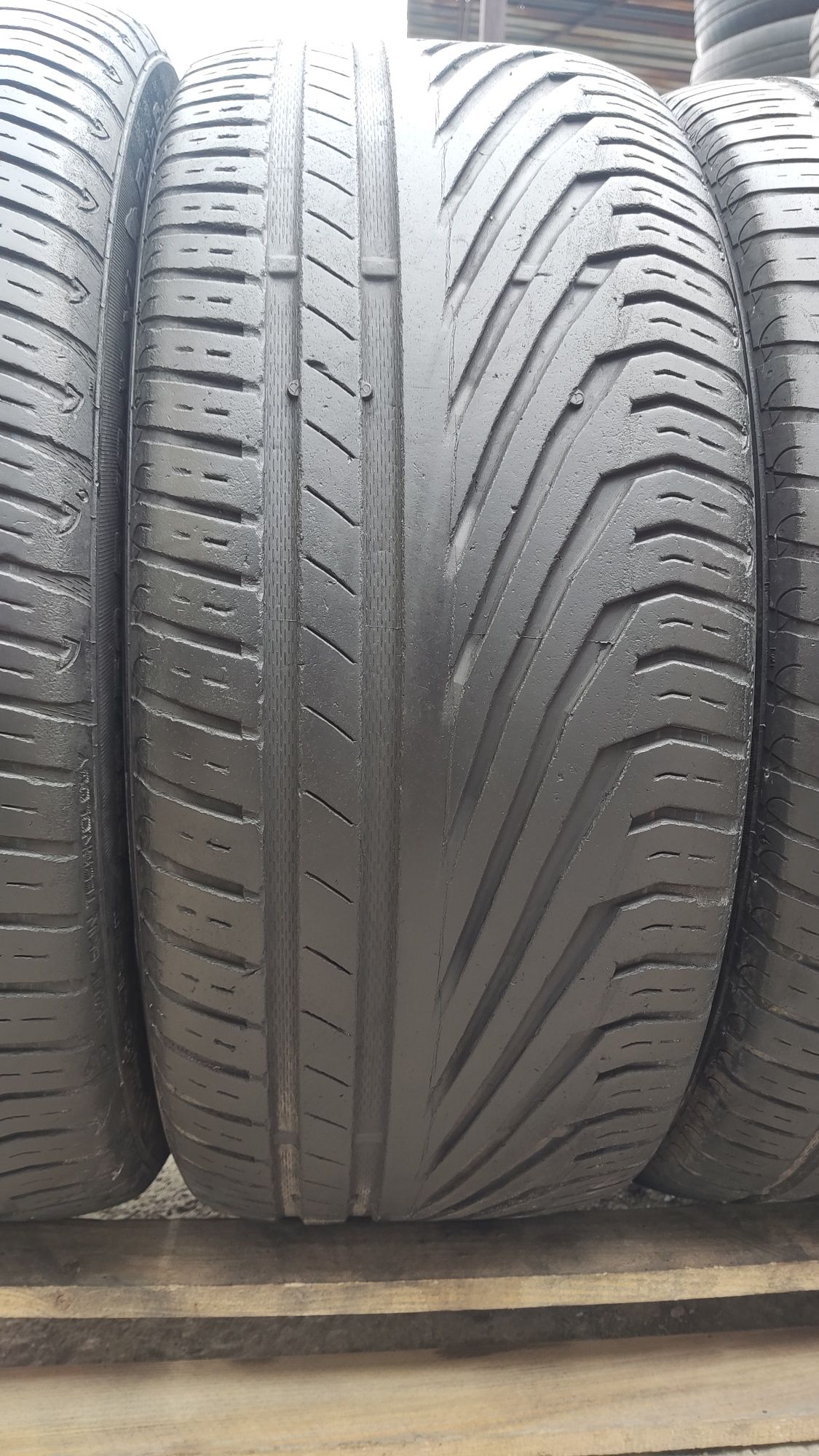 4бр летни гуми 255/50/19 Uniroyal Rain Sport 3, SUV
DOT0718
5-5.5mm гр