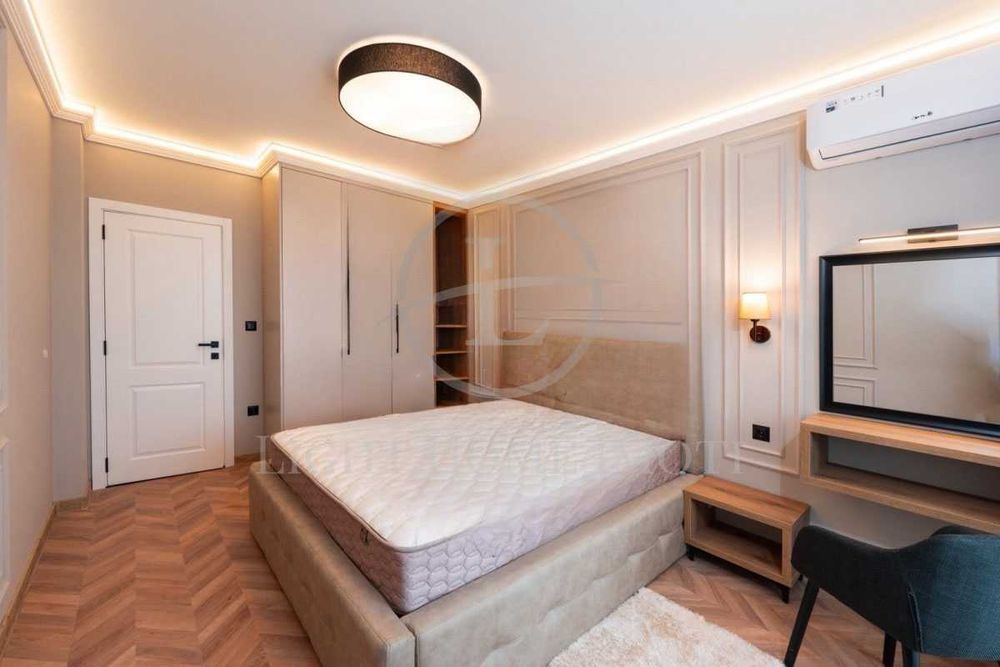 Продава се Двустаен апартамент в Пловдив, Кючук Париж - 71 кв.м за 2041 €/кв.м - Снимка #5