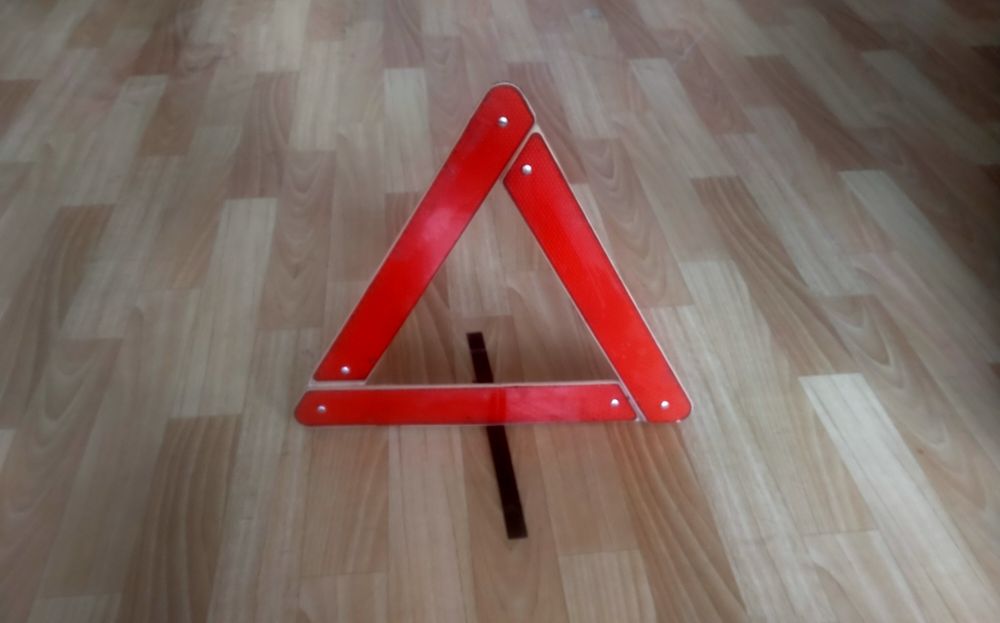 Продам аварийный знак, ключ наборы