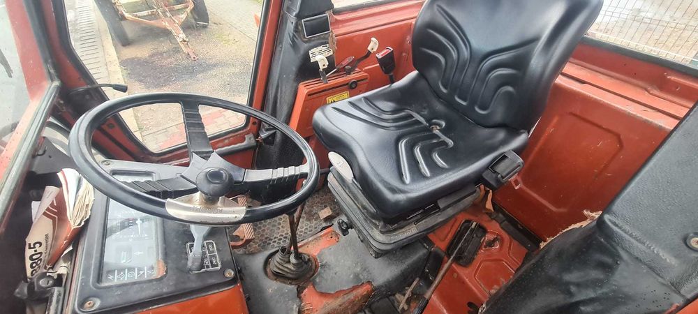 Tractor Fiat 880