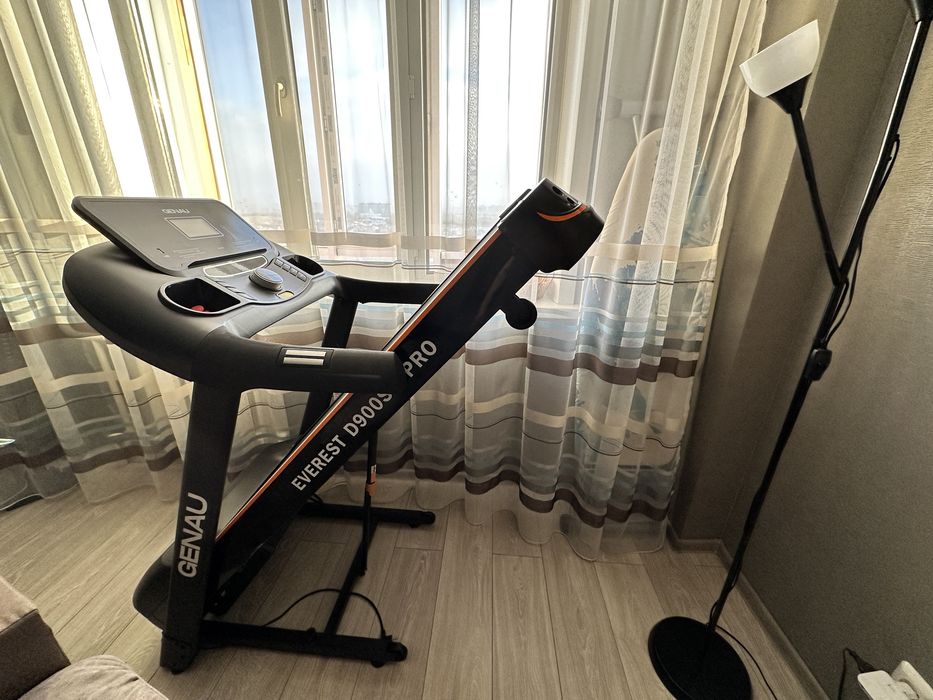 Продаю бегоаую дорожку