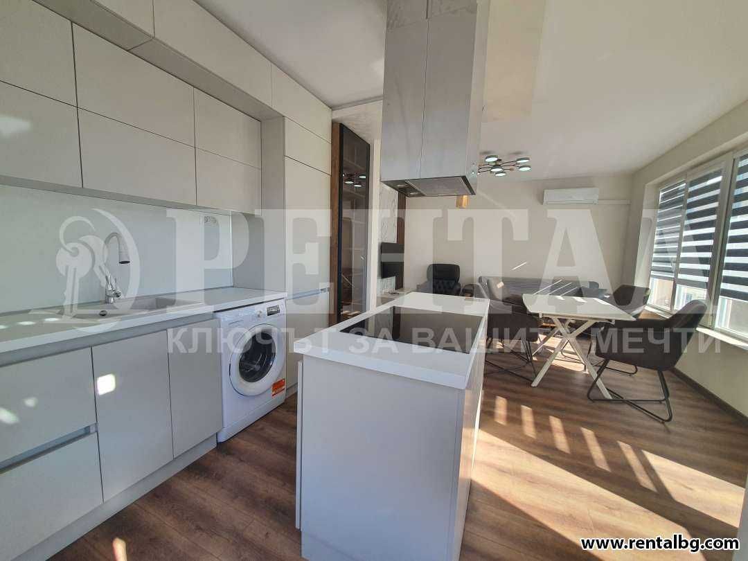 Продава се Двустаен апартамент в Пловдив, Остромила - 80 кв.м за 1550 €/кв.м - Снимка #3