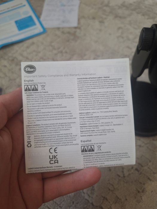 Vand microfon blue yeti ca nou