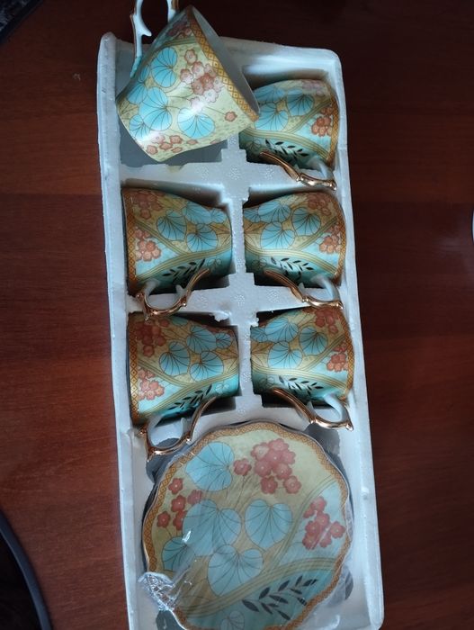 Продам чайный сервиз
