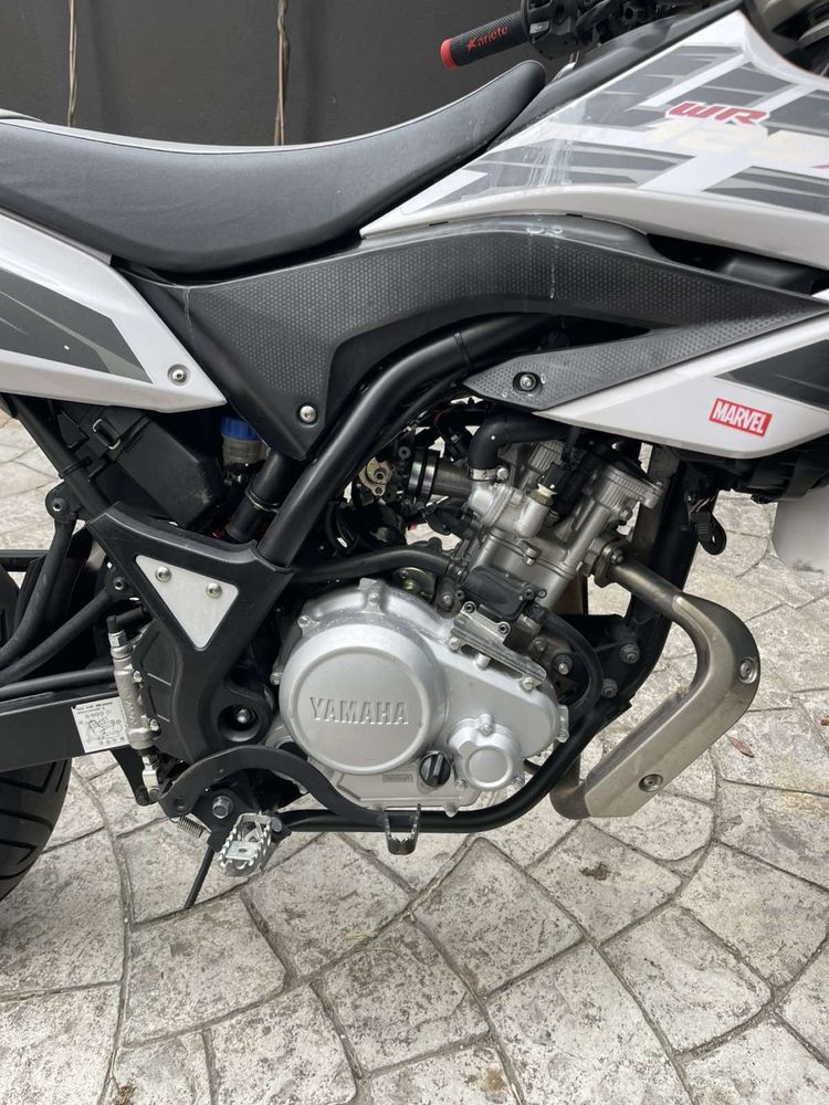 Yamaha WR 125 ……