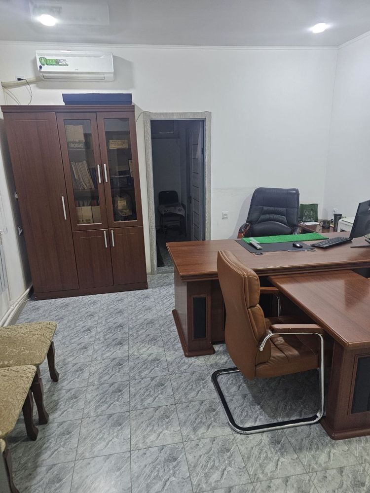 Продается нежилое помещение Метро Хамза вдоль дороги