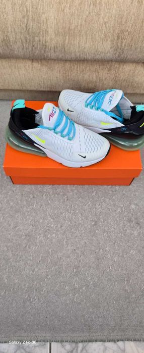 Дамски Nike маратонки