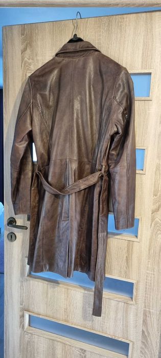 Haina din piele tip trench