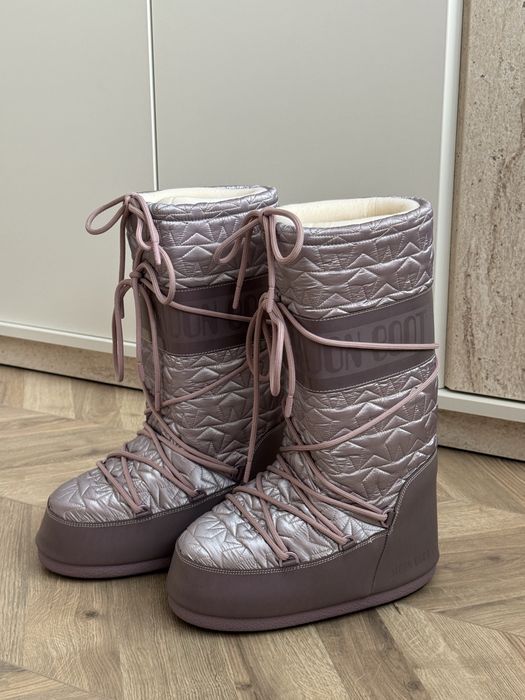 Moon Boot x Gucci Vault Icon Quilted Stars