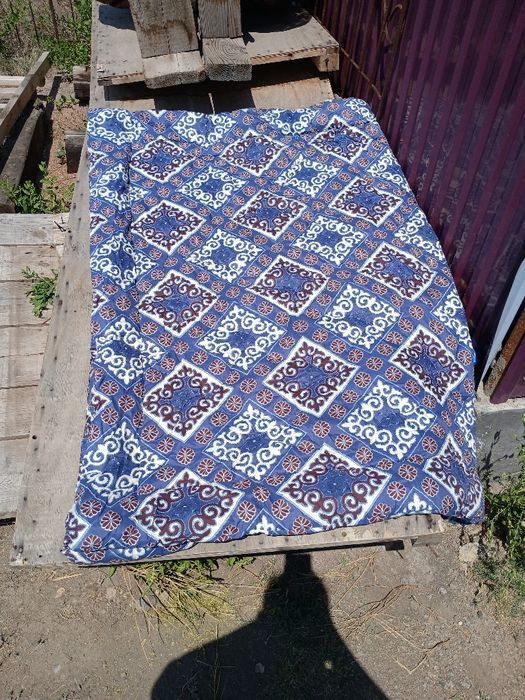 Одеяло 150×200 см.