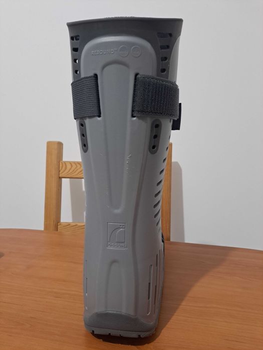 Orteza glezna/picior fixa rebound air Walker