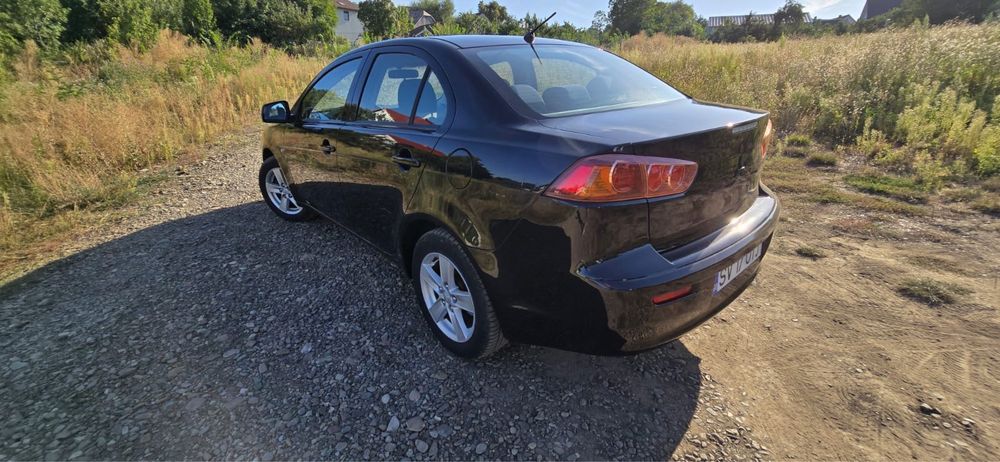 Mitsubishi Lancer 1.5 benzina
