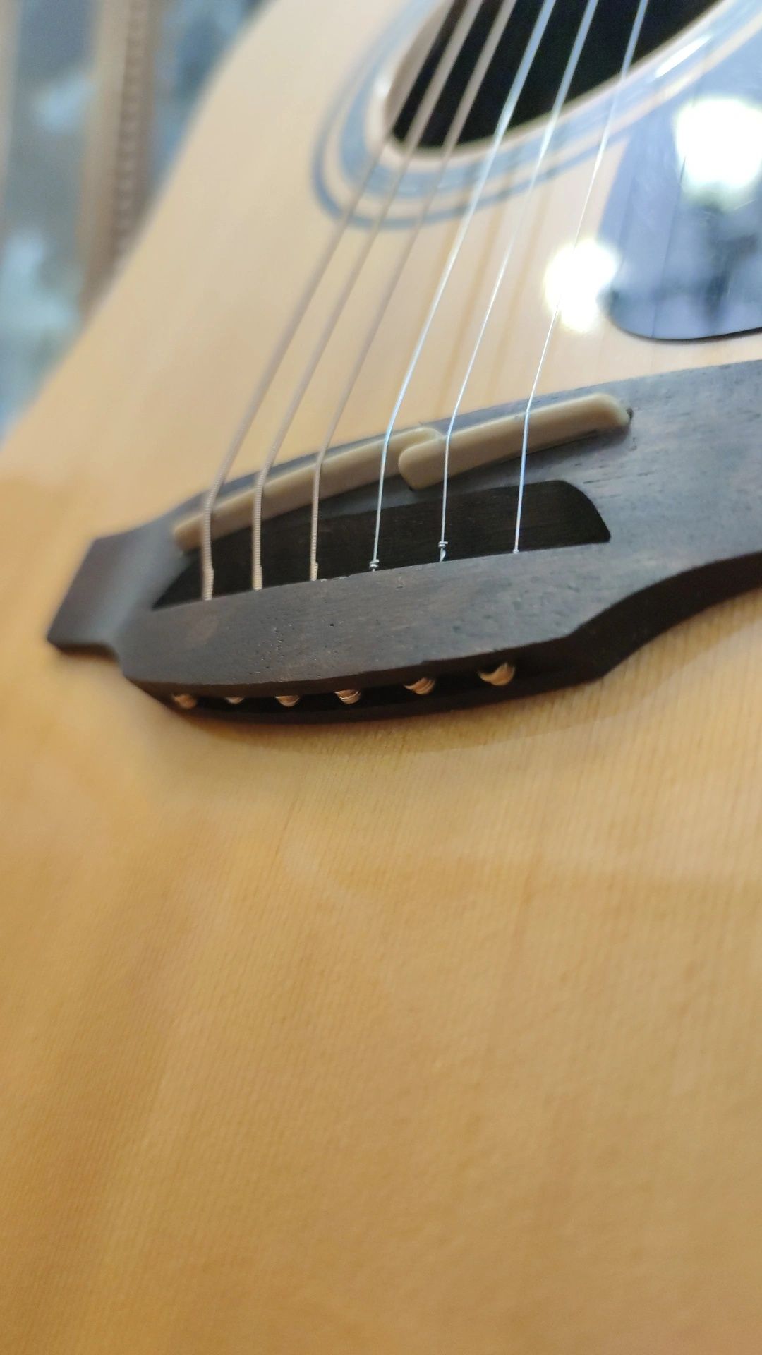 Електро-акустична китара Takamine GD30CE-N с твърд кейс Gator