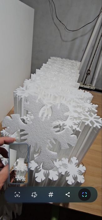 Снежинки из пенопласта  недорого