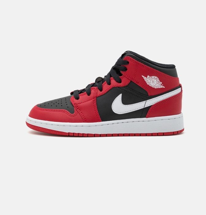 AIR Jordan 1Mid Sneakers 37.5