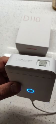 Bluetooth-термопринтер Niimbot D110