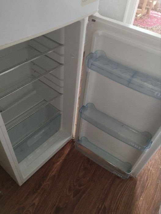 Холодильник Artel