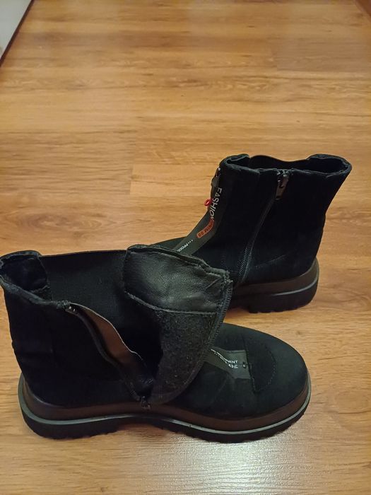 Ghete piele intoarsa