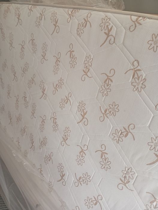 Saltea 160 x 200 x 26 cm ieftina