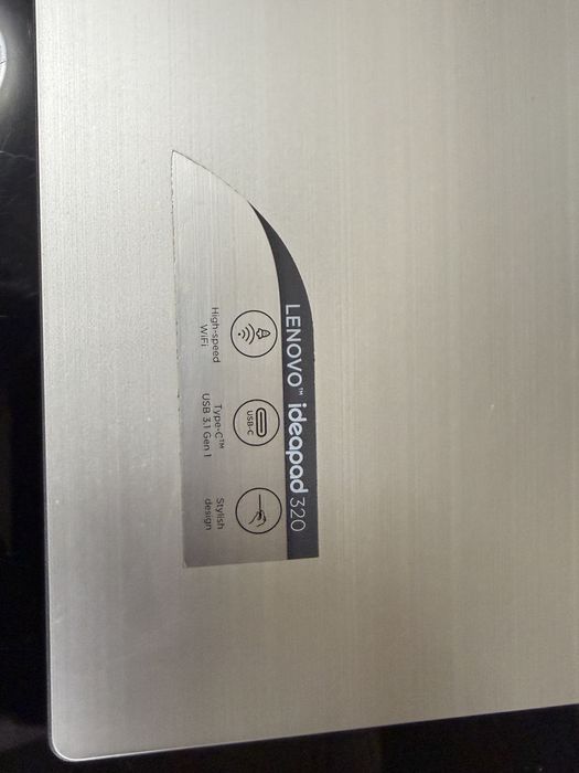 Laptop Lenovo IdeaPad 320 (17.3") - Baterie ca NOUĂ (98% capacitate)