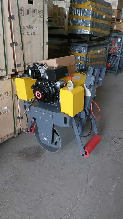 Дорожный каток R-300 (Hoda/Loncin)