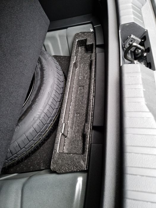 Vand ford focus II 2008, 1.6 benzina, cutie automata, cauciucuri all-s