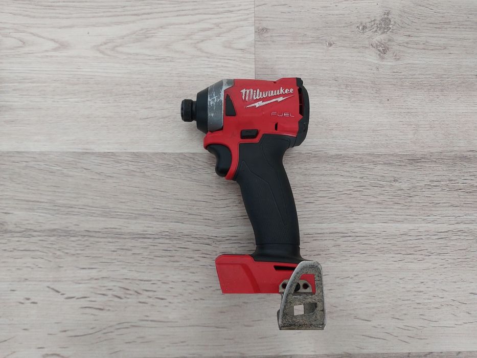 Autofiletanta impact biți milwaukee M18 FID2, 230 nm, stare perfectă