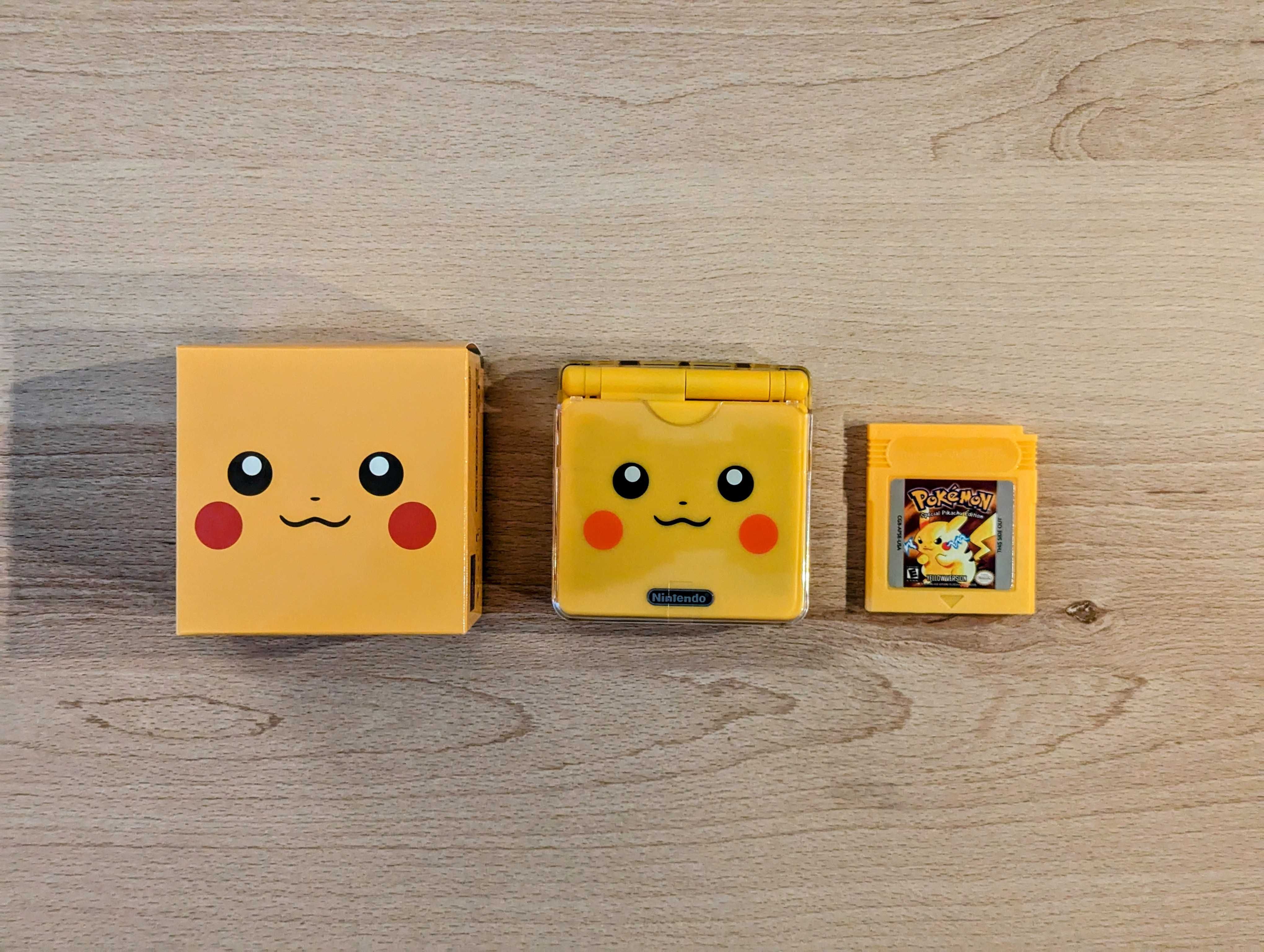 Consola Nintendo GameyBoy Advance SP editie Pikachu + Pokemon Yellow