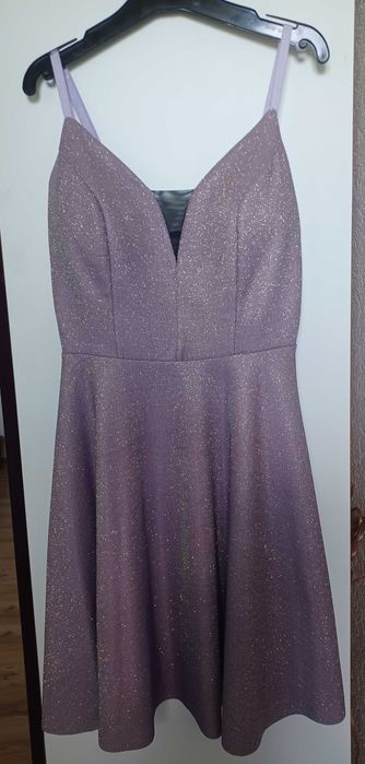 Официална. рокля