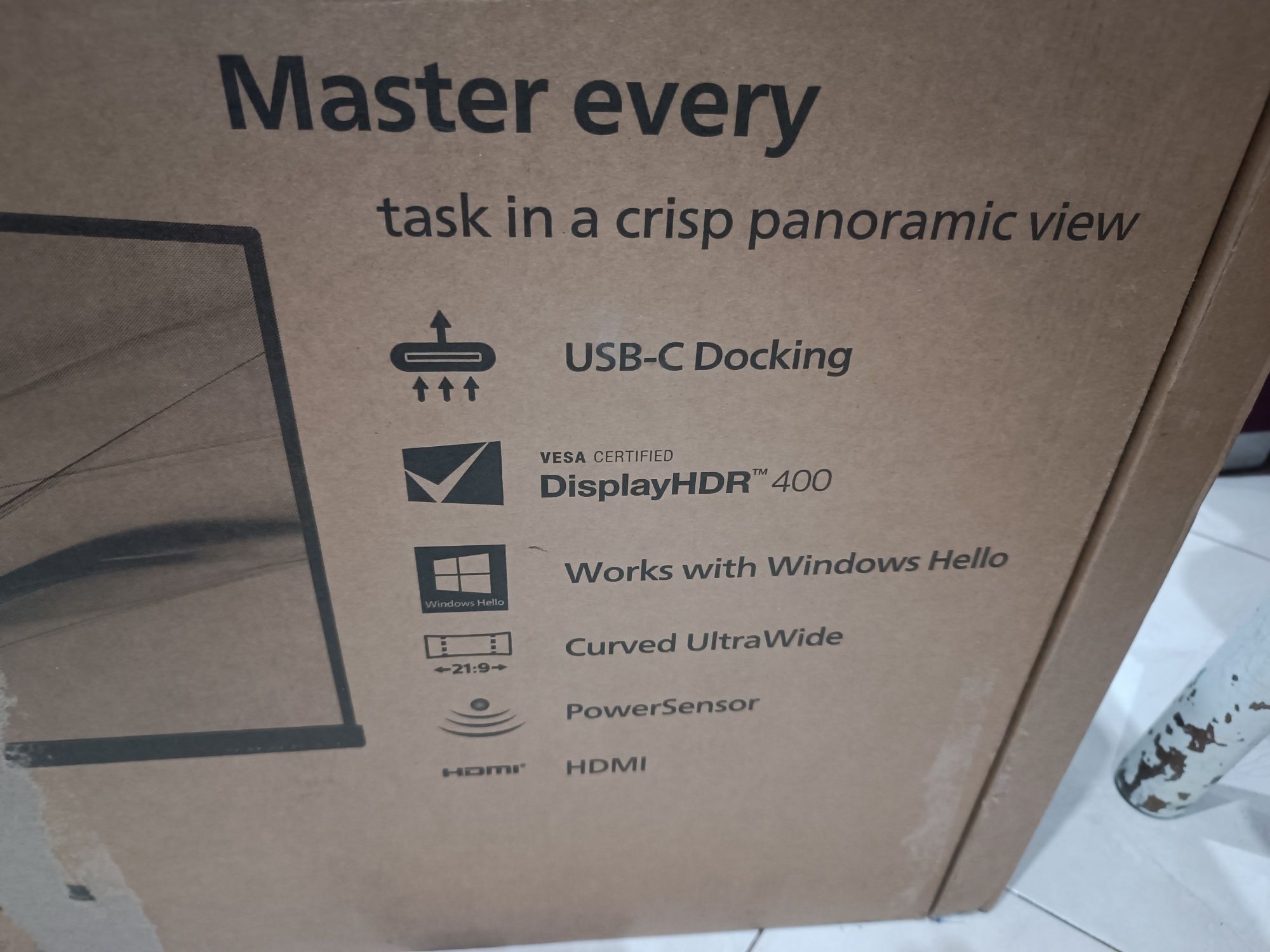 Монитор Philips 34", VA, Извит, Ultrawide QHD, DisplayPort, USB-C,