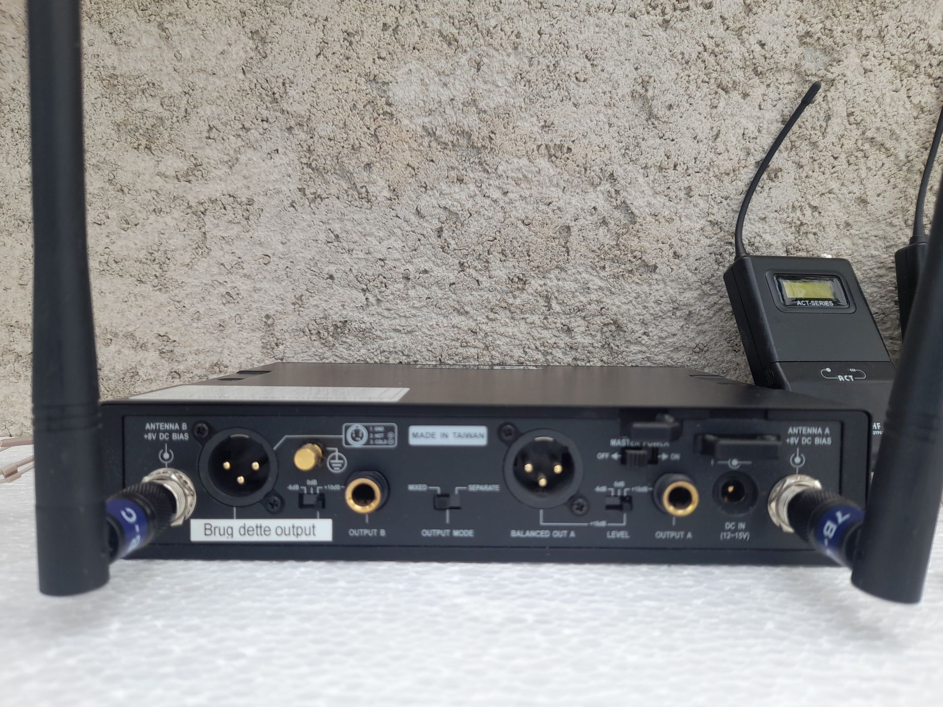 sistem wireless Mipro ACT-52  ( voce / microfon )