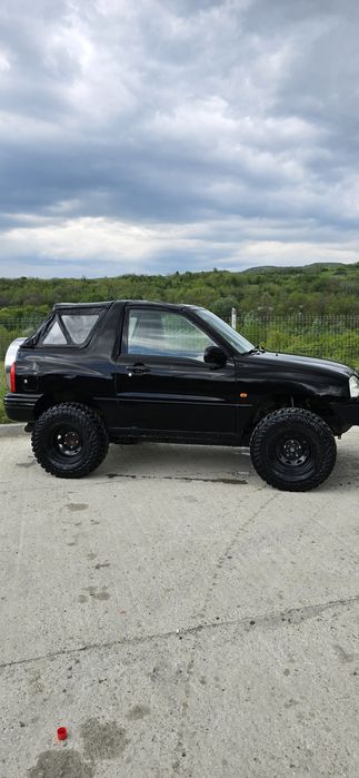 Vând Suzuki grand vitara 2.0 i