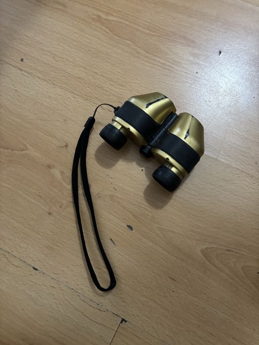 Binoclu vand urgent