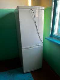 Холодильник, двухкамерный