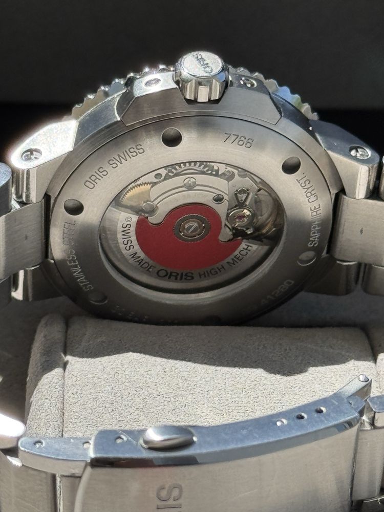 ORIS Aquis date taste