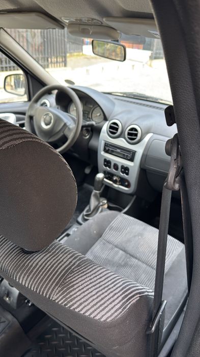 Dacia Logan 2011 1.2 16v
