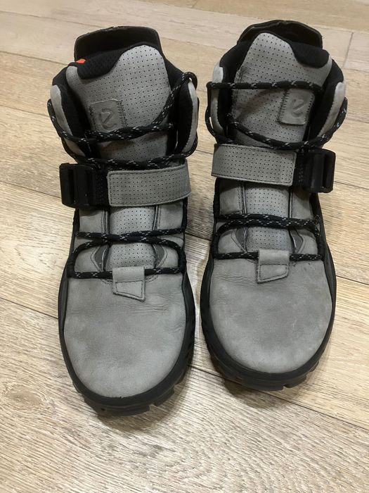 ECCO Men's Exostrike Gore-tex Waterproof Buckle Hiking Boot