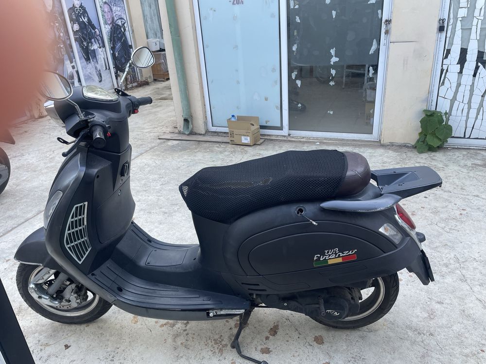 Скутер IVA FIRENZO 49с